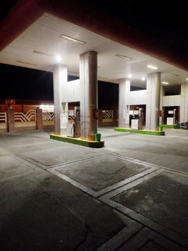 عکس پمپ گاز CNG