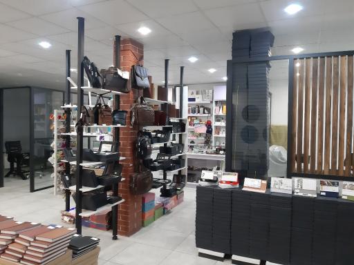 عکس کانون تبلیغات فانوس طلایی 