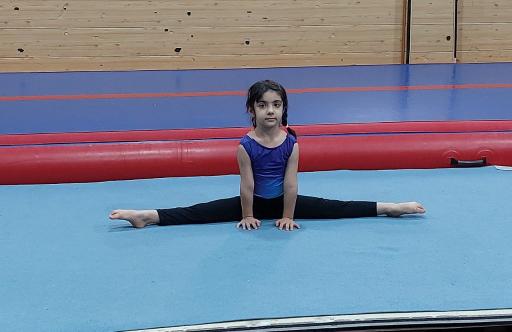 عکس آکادمی ژیمناستیک رها