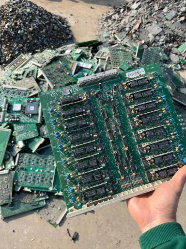 عکس کارخانه بازیافت فلزات میرزایی