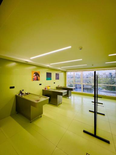 عکس بیمارستان دامپزشکی مهرآفرید