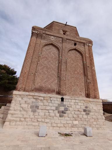 عکس پارک گنبد سرخ