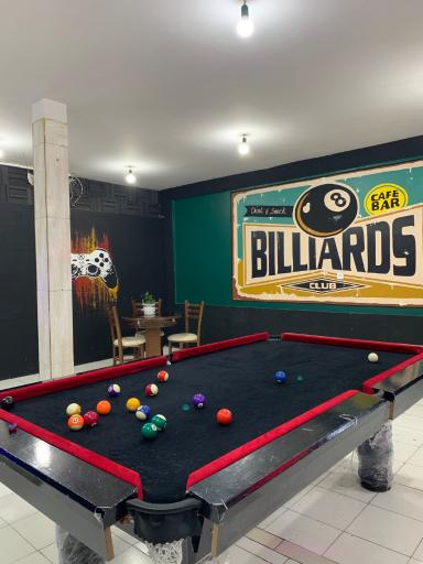 عکس کافه گیم نارنجی