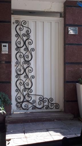 عکس دکتر پریا فولادی