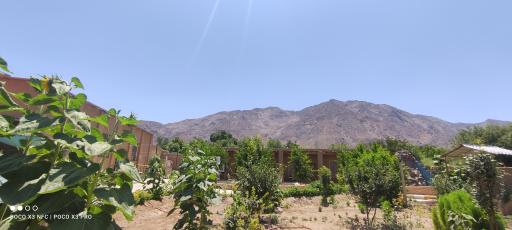 عکس اقامتگاه بومگردی سفره ایرانی باپذیرایی