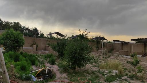 عکس اقامتگاه بومگردی سفره ایرانی باپذیرایی