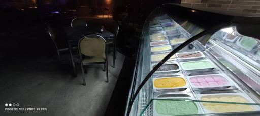 عکس اقامتگاه بومگردی سفره ایرانی باپذیرایی