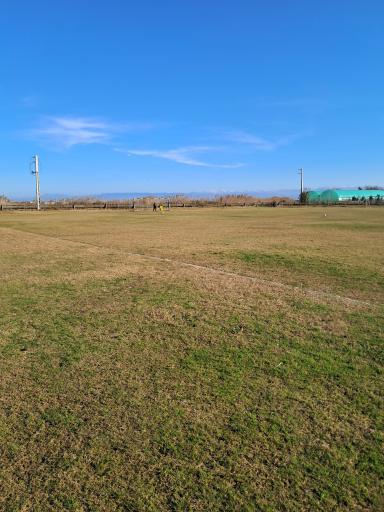 عکس زمین فوتبال روستای برگه
