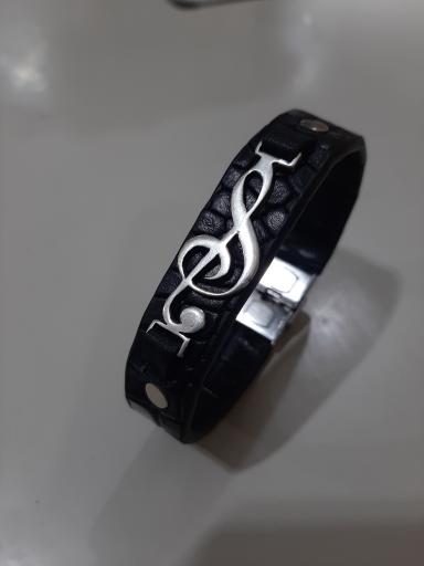 عکس فروشگاه کیف چرم منصوری