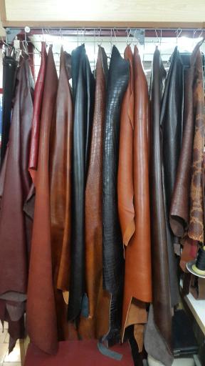 عکس فروشگاه کیف چرم منصوری