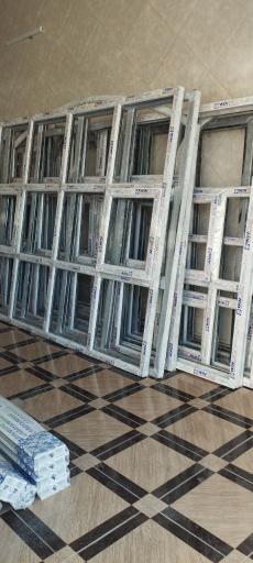 عکس پنجره دوجداره یو پی وی سی کریمی