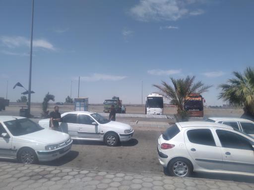 عکس سالن غذاخوری پروین اعتصامی