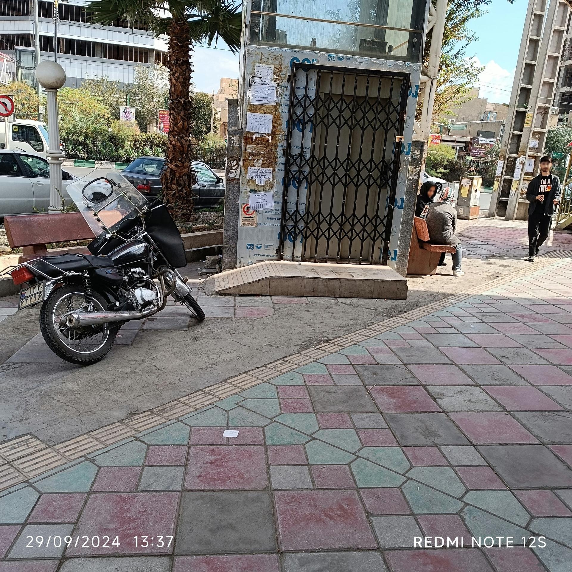 عکس پل عابر پیاده