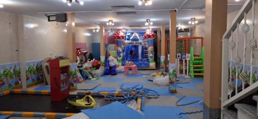 عکس خانه بازی اسمورف ها