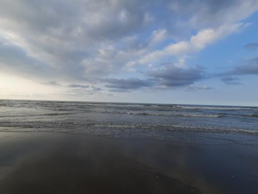 عکس ساحل رویان 