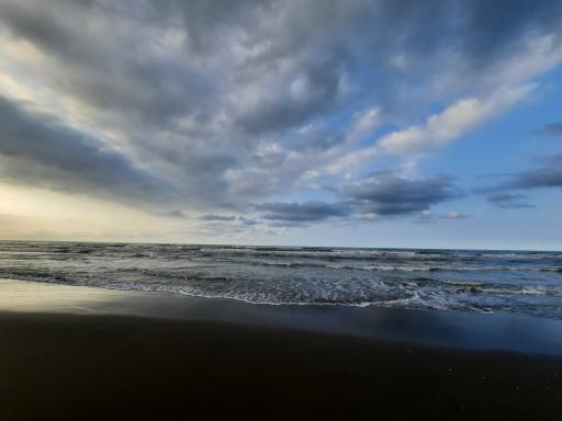 عکس ساحل رویان 