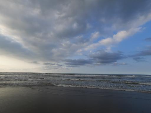 عکس ساحل رویان 