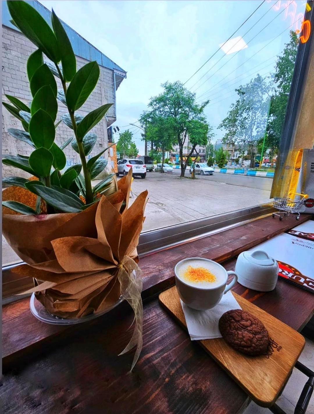 عکس کافه جوانه