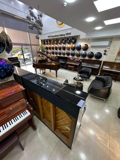 عکس گالری موسیقی احسان