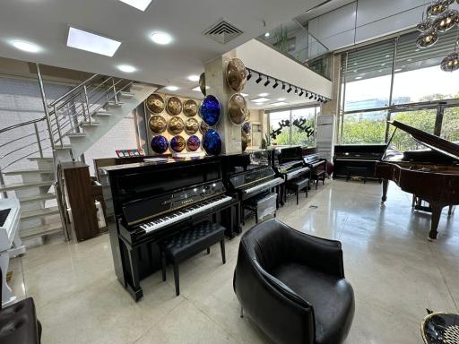 عکس گالری موسیقی احسان