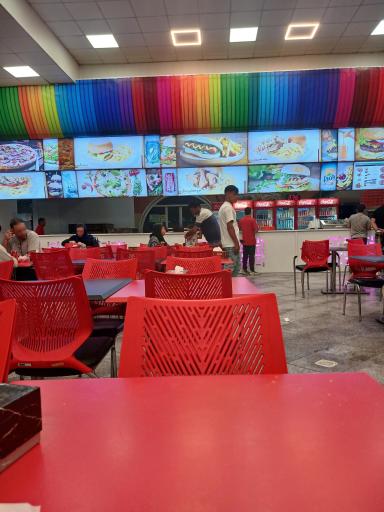 عکس سالن غذاخوری پروین اعتصامی