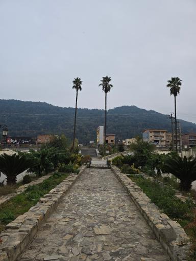 عکس مجتمع پذیرایی رفاهی لاله زار 