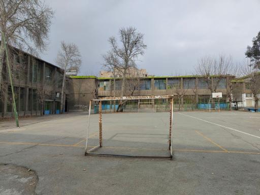 عکس هنرستان نمونه دولتی امام صادق (ع)