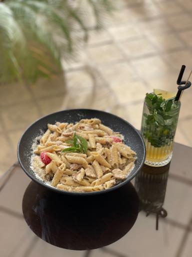 عکس رستوران و سفره خانه ناردون