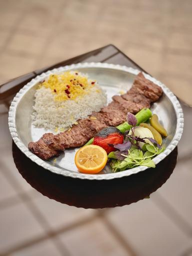 عکس رستوران و سفره خانه ناردون