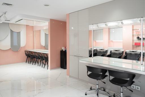 سالن زیبایی و مرکز فر سیمین