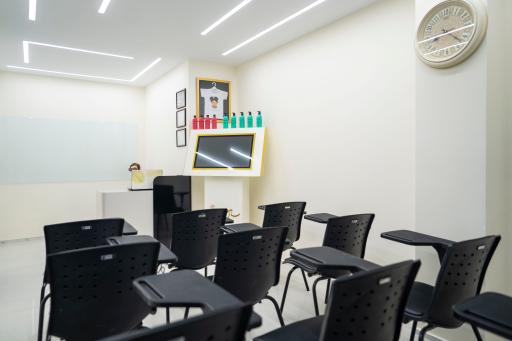 سالن زیبایی و مرکز فر سیمین