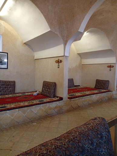 عکس رستوران و سفره خانه ناردون