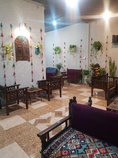 عکس سفره خانه سنتی شباب