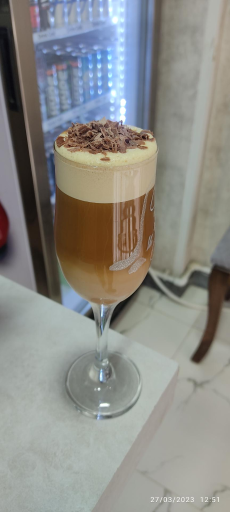 عکس وی کافه