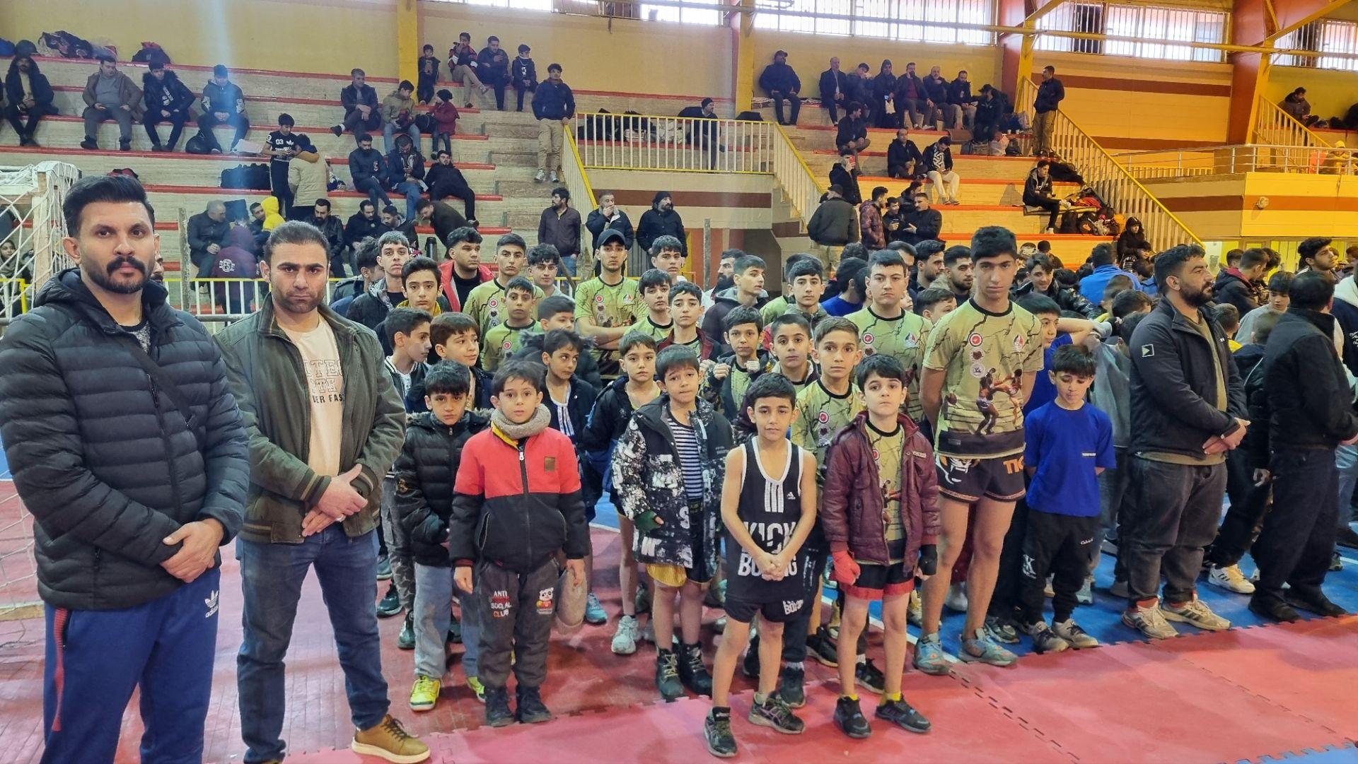 عکس سالن ورزشی ستارخان