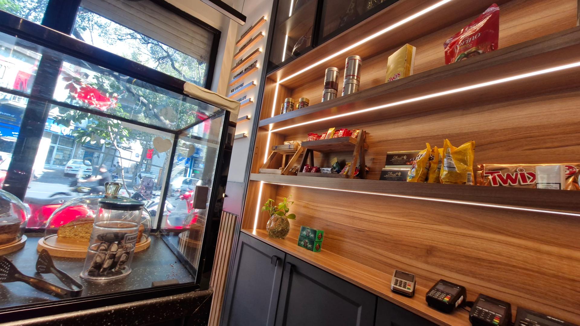 عکس کافه گاچو