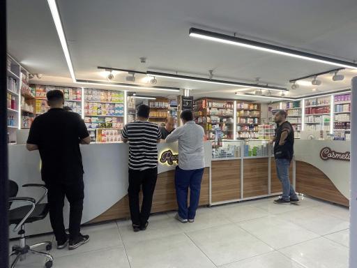 عکس داروخانه شبانه روزی دکتر سینا قوچانی