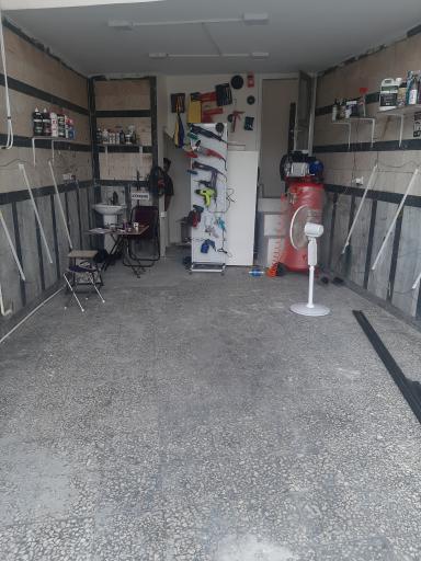 مرکز تخصصی رنگ و دیتیلینگ خودرو مدرن