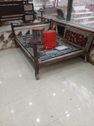 عکس باغ رستوران برکه
