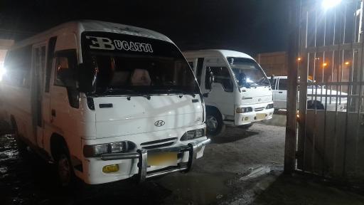 عکس تعویض روغن یاسر 