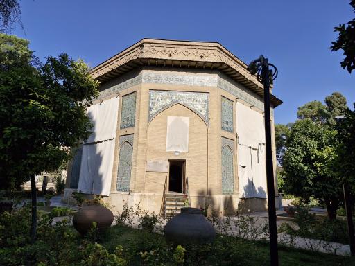 عمارت کلاه فرنگی