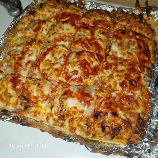 عکس پیتزا آیلا