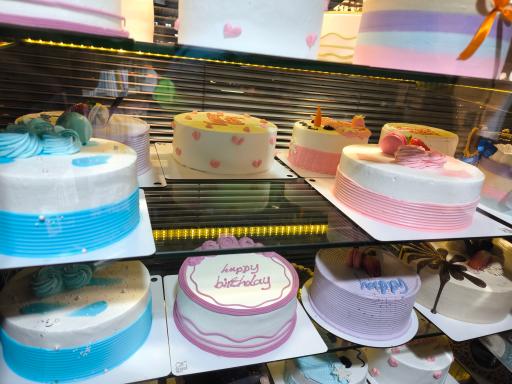 عکس شیرینی سرای گنج شیرین