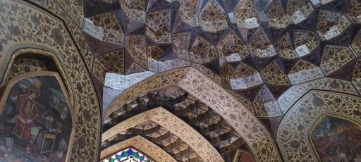 عکس عمارت کلاه فرنگی