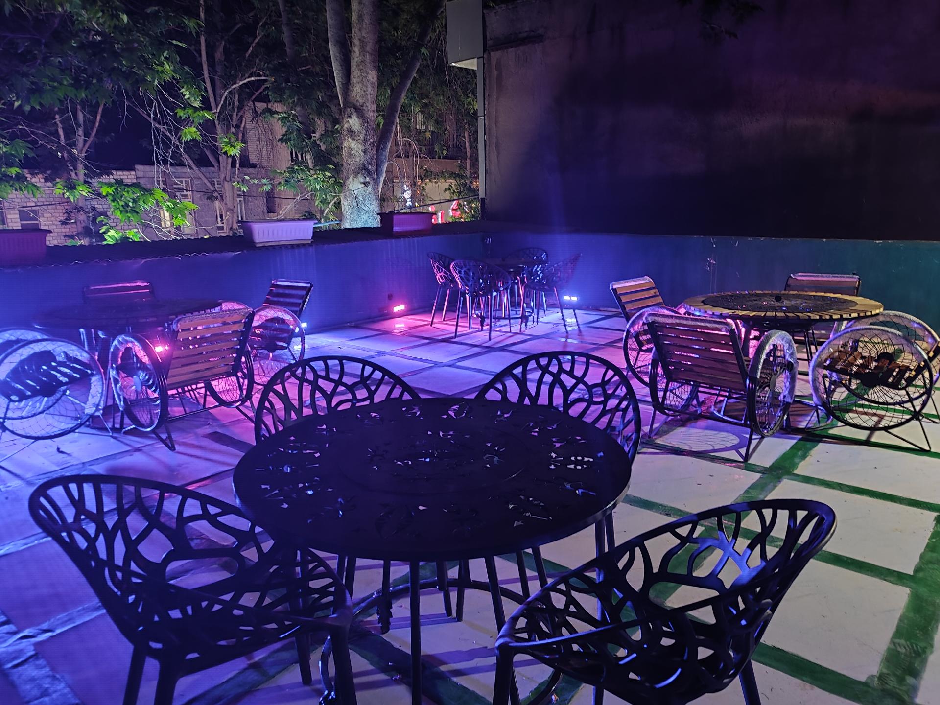 عکس کافه این