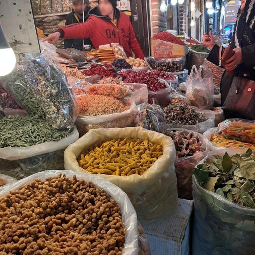 عکس بازار شیشه گر خانه