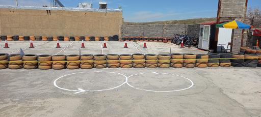 عکس آموزشگاه موتورسیکلت مجتمع امینیان همدان