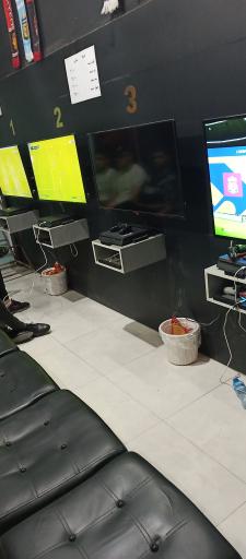 عکس گیم سنتر یحیی 