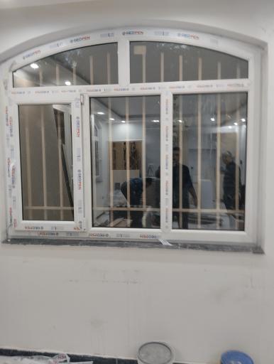 عکس گروه صنعتی تک وین