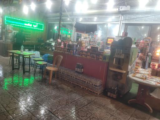عکس سوپر مارکت رهگذر